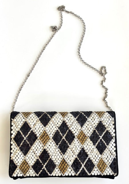 THE ARGYLE CLUTCH