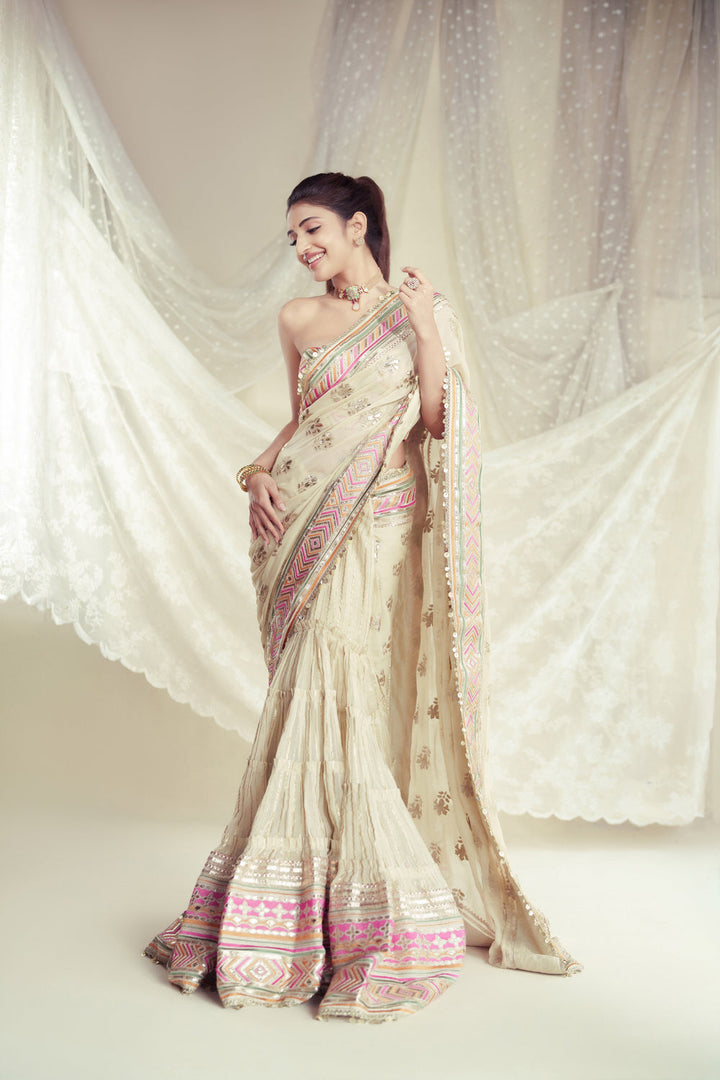 Sreeleela in Zehn Saree Set
