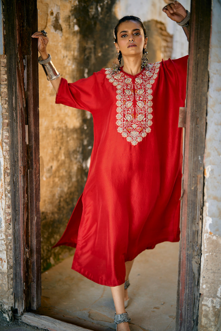 Red Kaftan