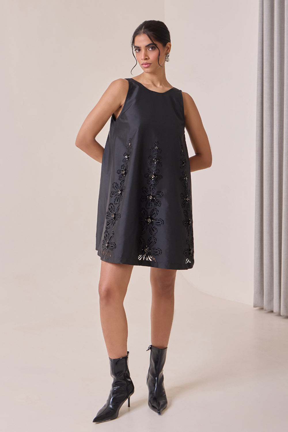 Noir Art-Cut Shift Dress