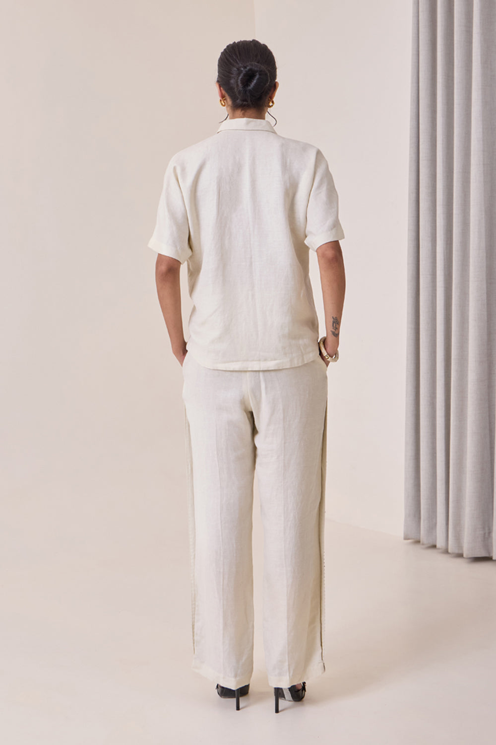 Linen Thread-Work Shirt