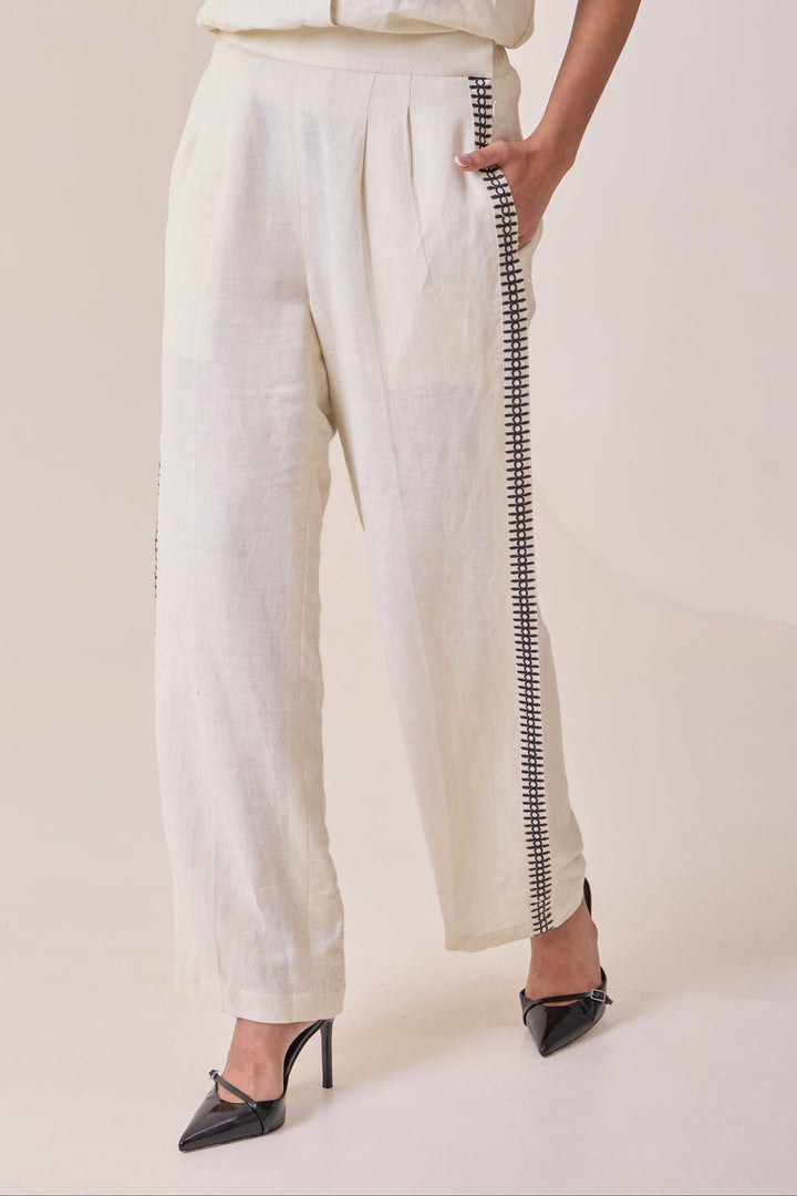 Linen Thread-Work Pants