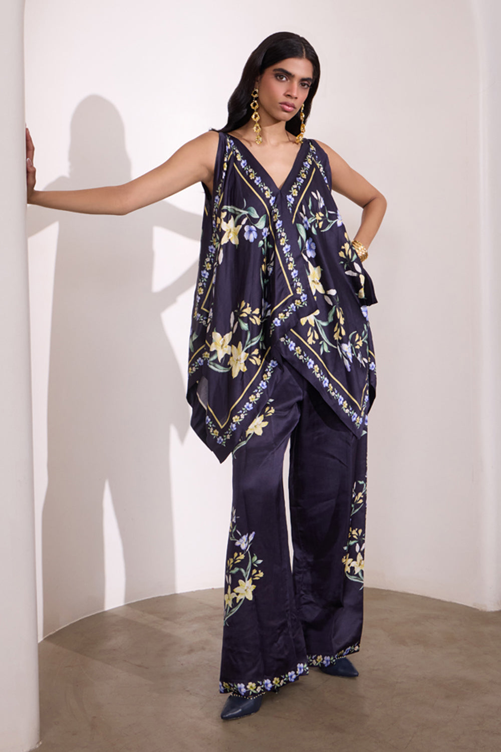 Fleur Archive Scarf Top
