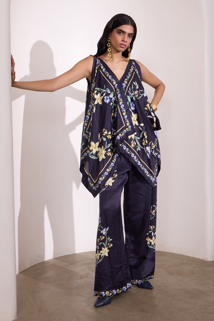 Fleur Archive Scarf Top