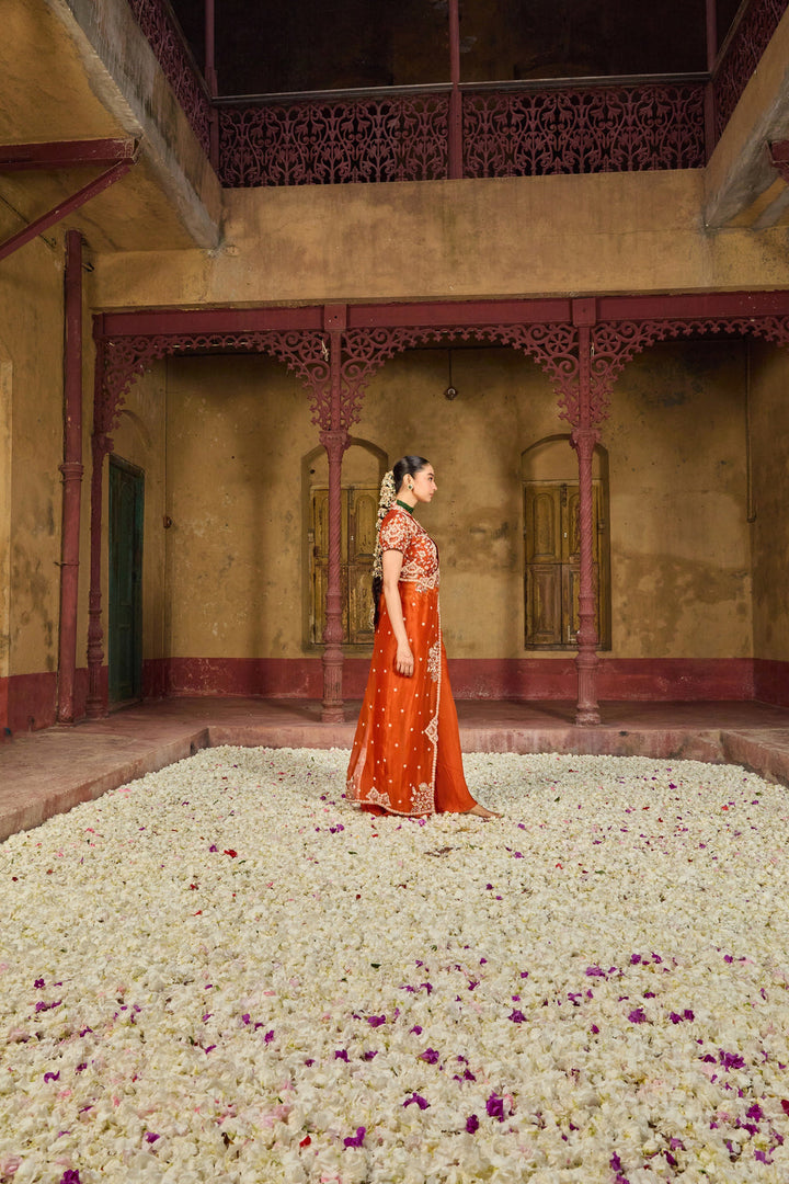 Elara Set in Saffron
