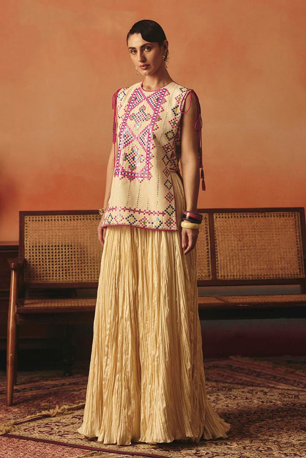 Ajna Lehenga Set