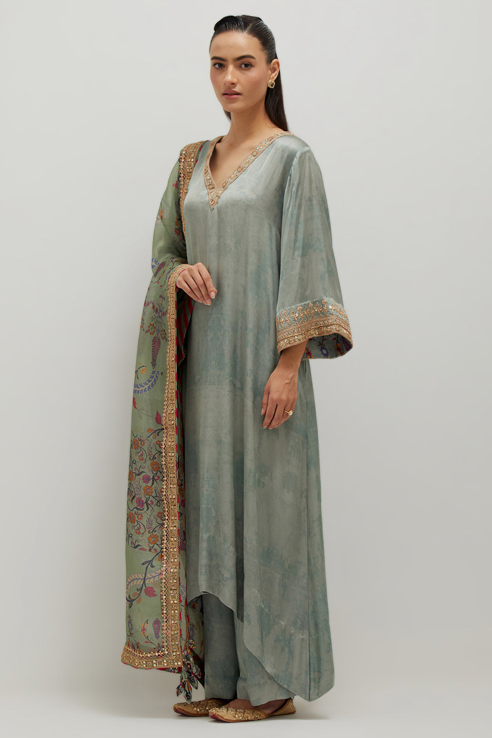 Kaftaan Kurta Set