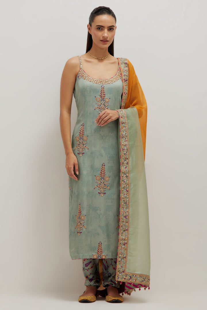 The Noorani Kurti Set