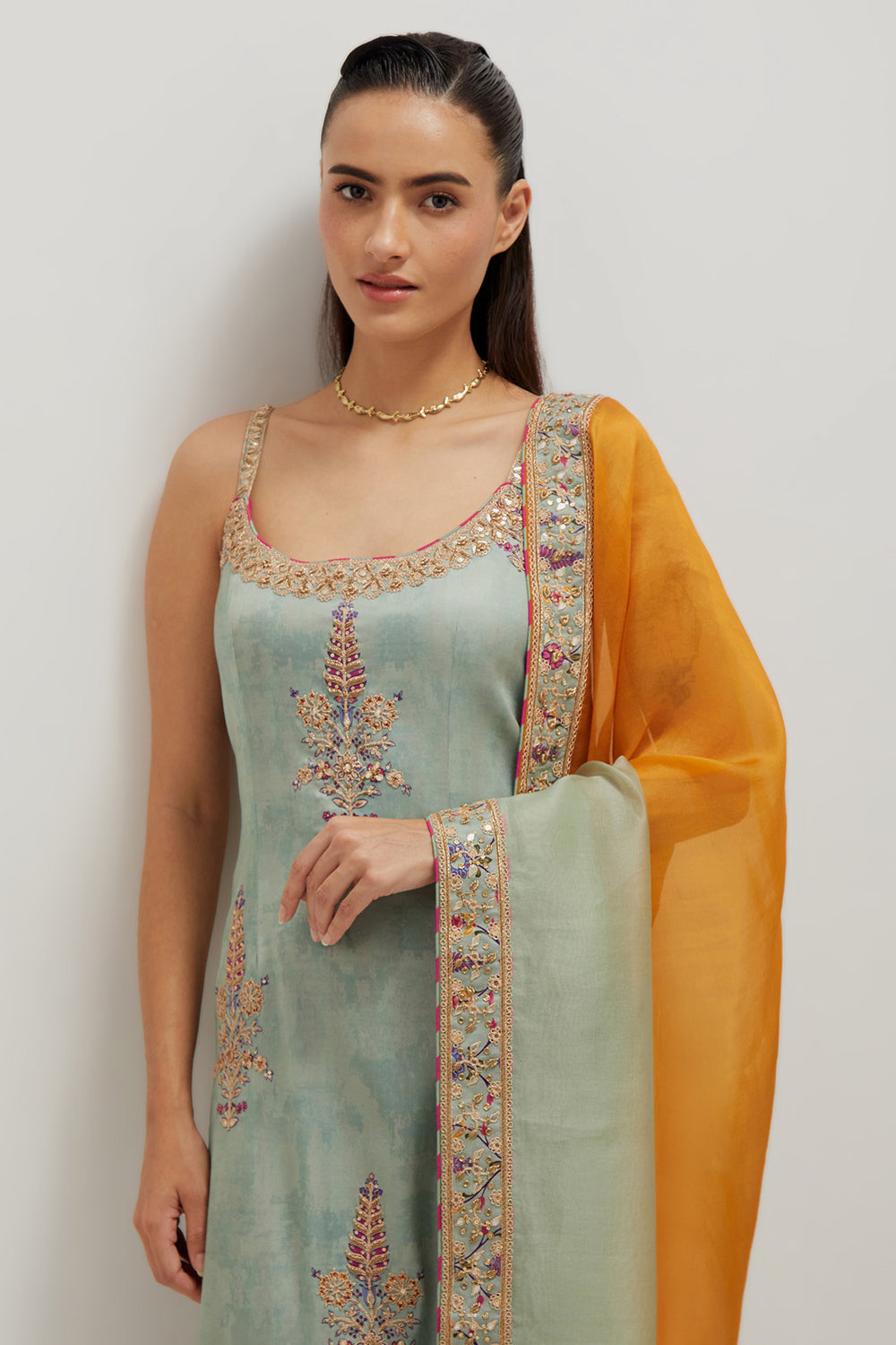 The Noorani Kurti Set