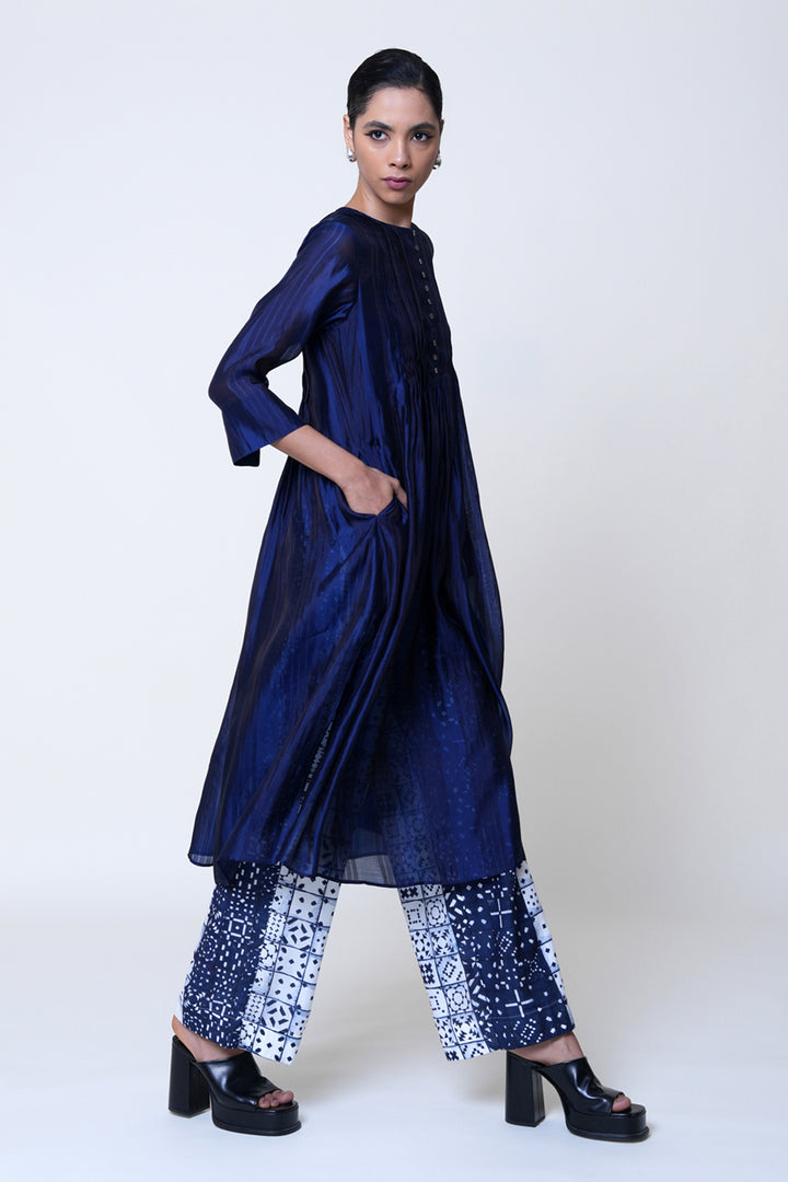 Shiru Tunic