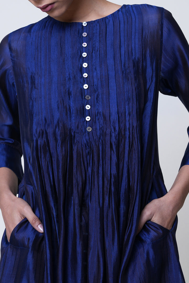 Shiru Tunic