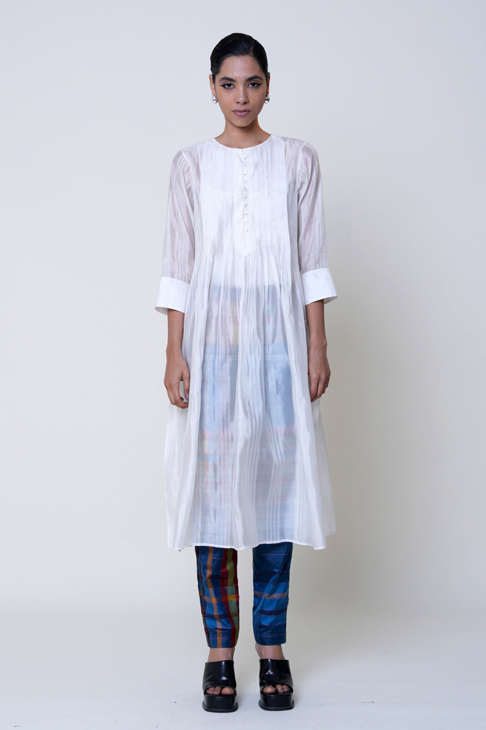 Shiru Tunic