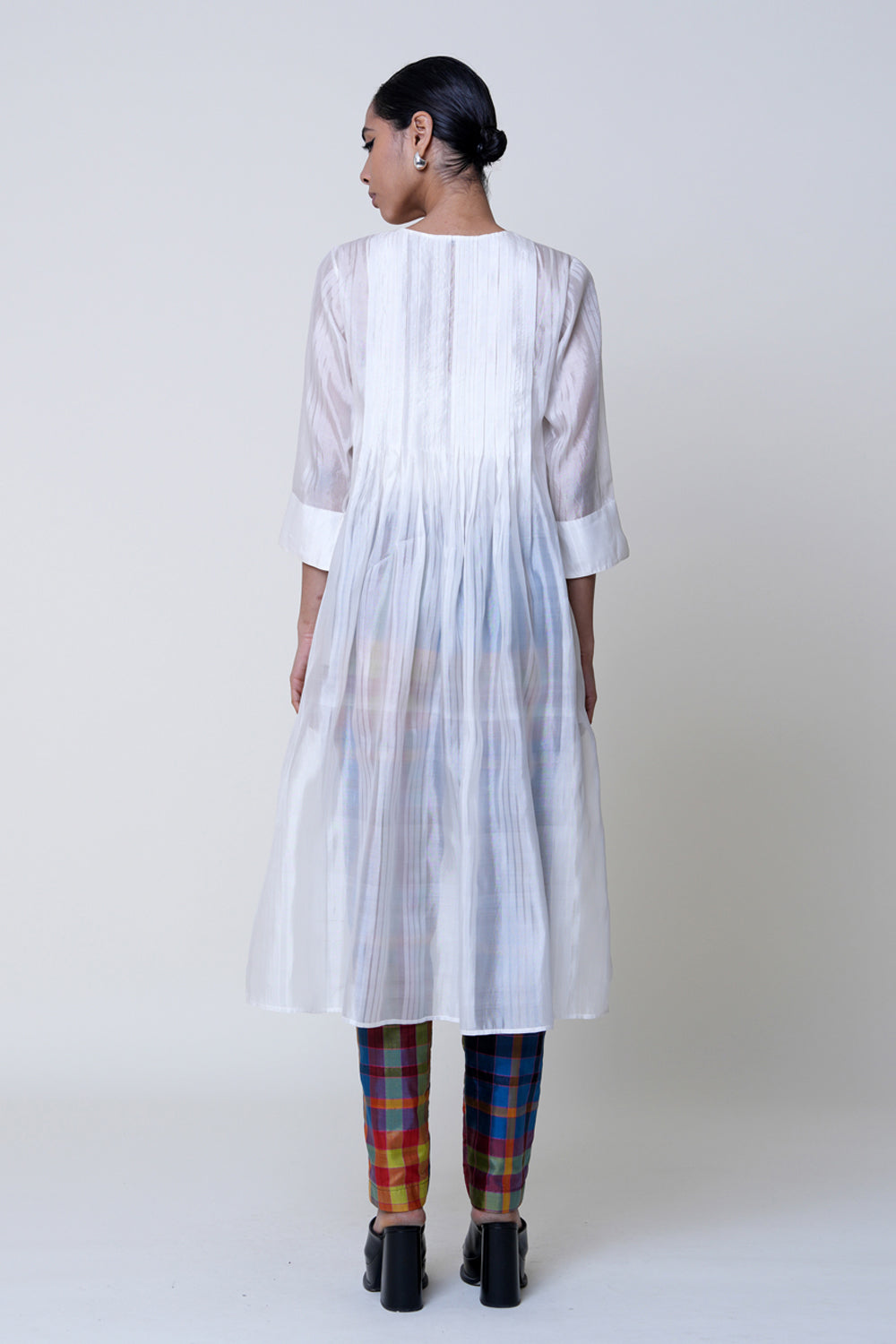 Shiru Tunic