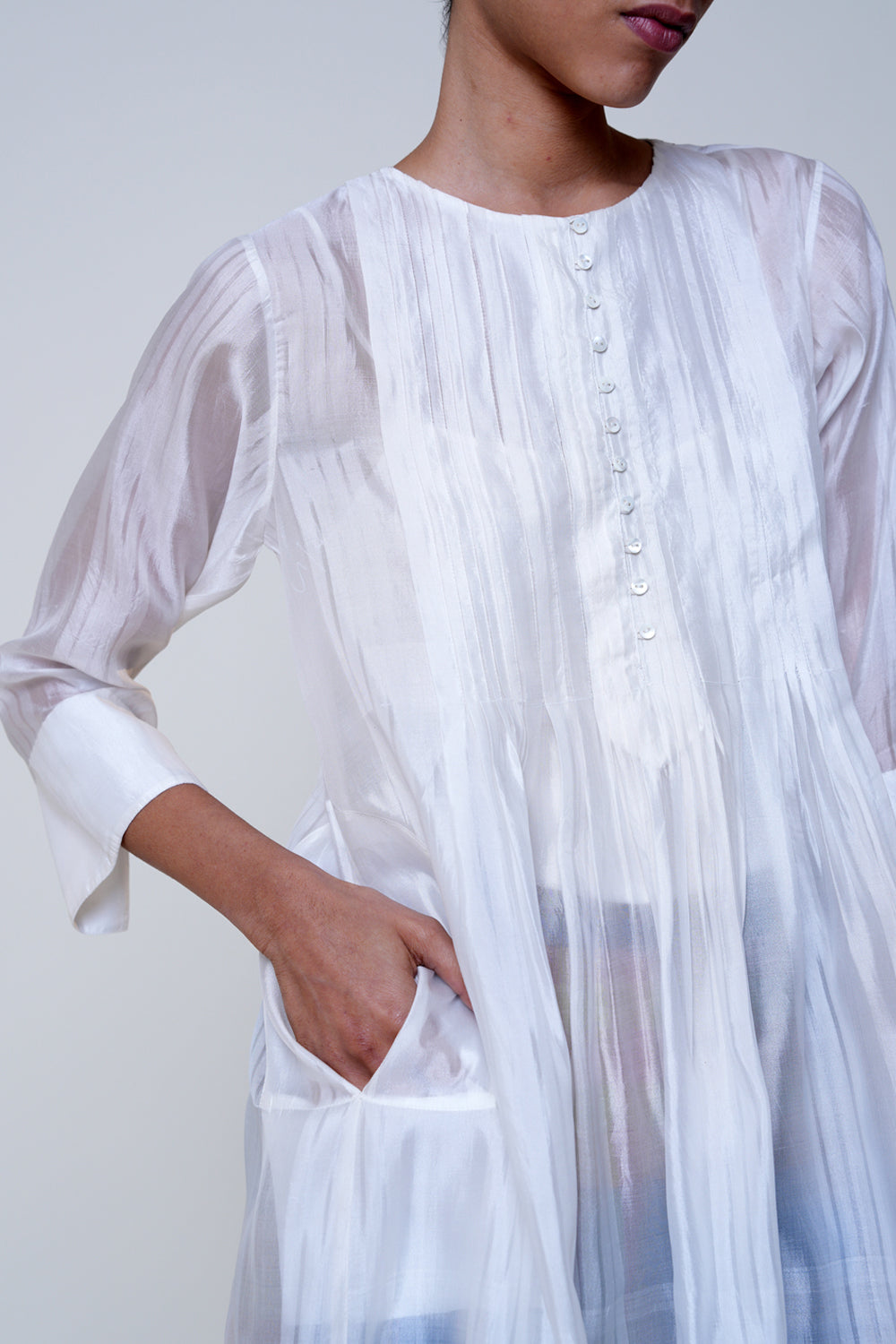 Shiru Tunic