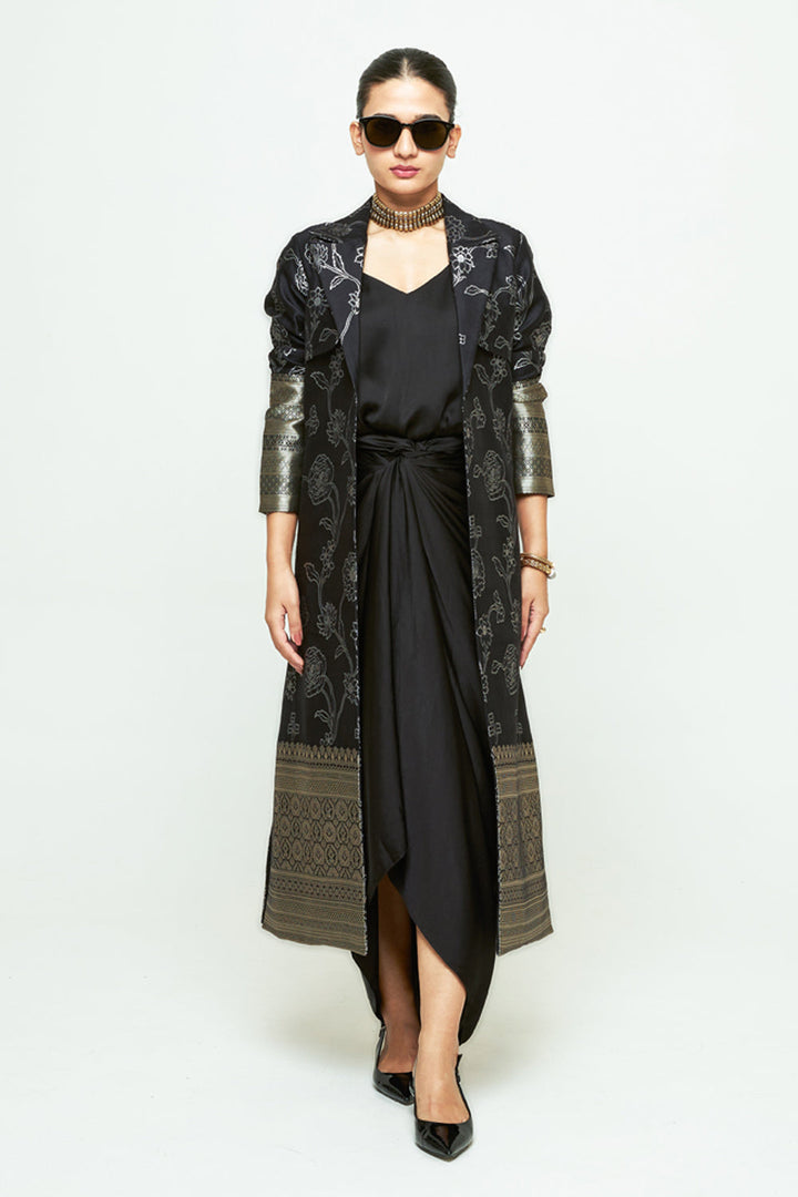 Rosa Black Statement Trench Set