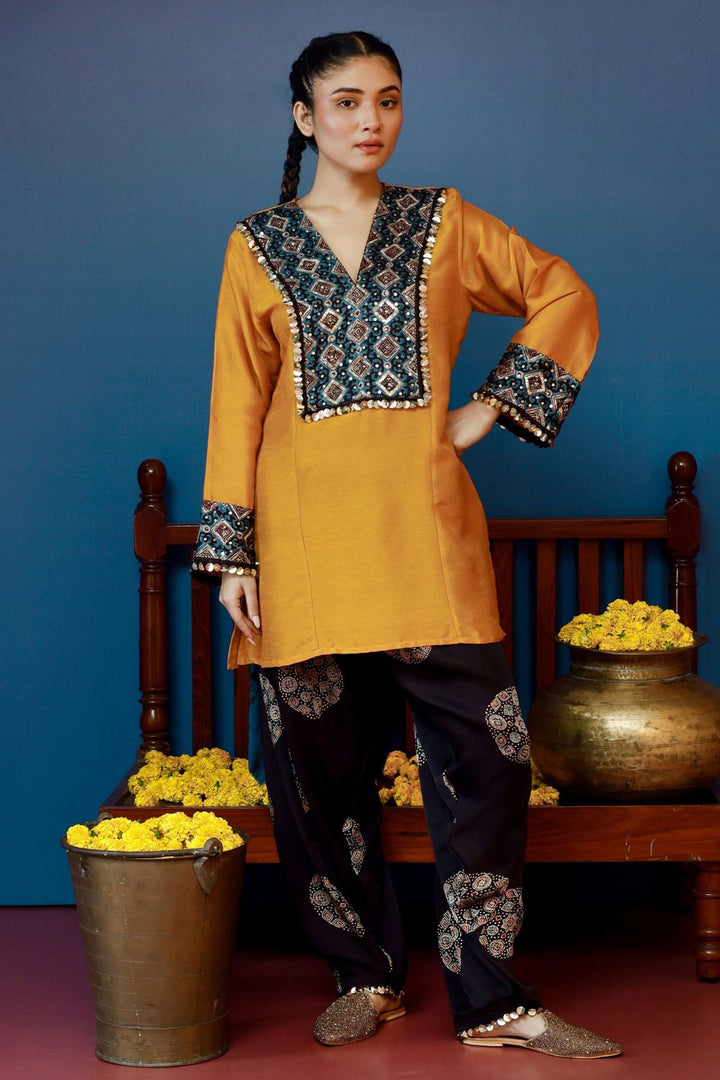 Bariyan Mustard Salwar Kameez