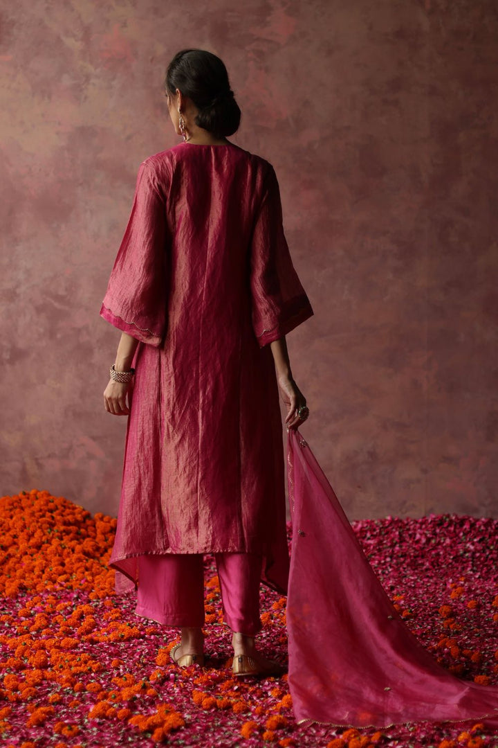 Paakizah Fuchsia Pink Kurta Set