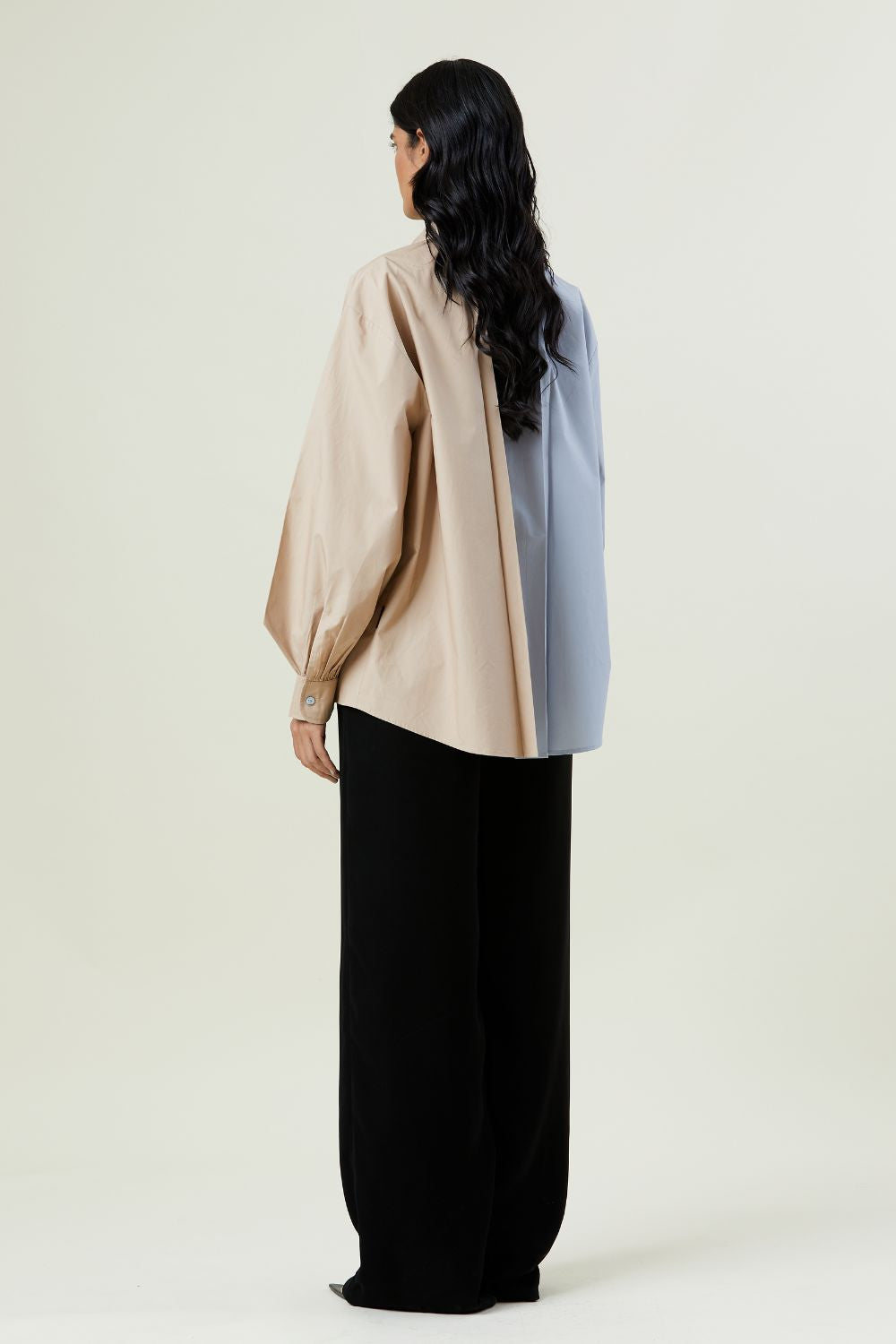 'Helia' Two-toned Pleated Shirt