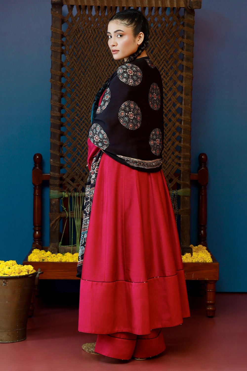 Baithak Pink Flair Kali Kurta Set