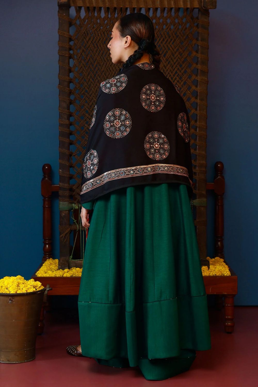 Baithak Green Flair Kali Kurta Set