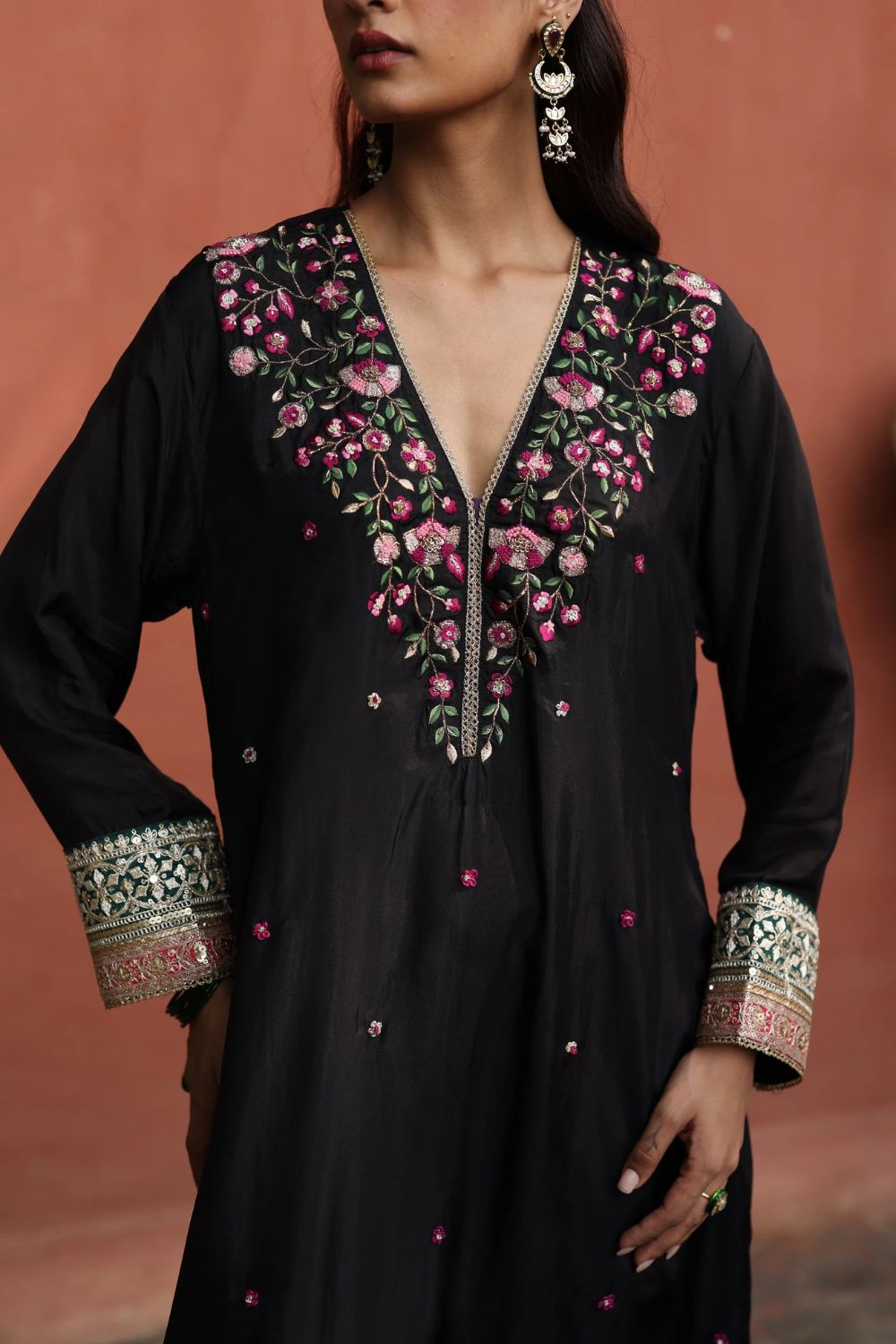 Kaleera Kurta Set in Black