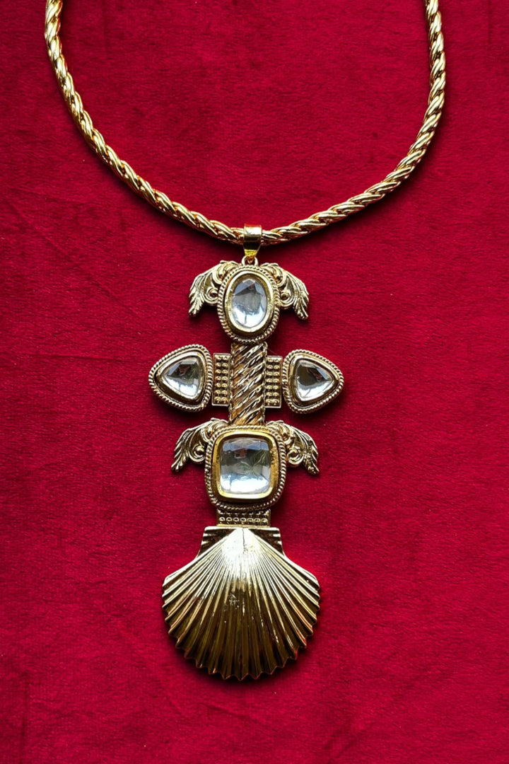 Gold Polki Arch Necklace