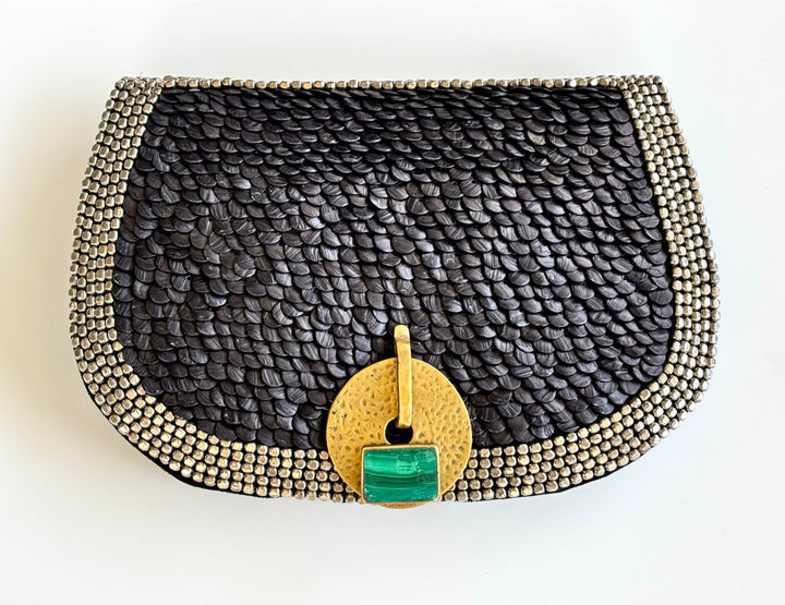 THE MOLTEN CLUTCH - BLACK