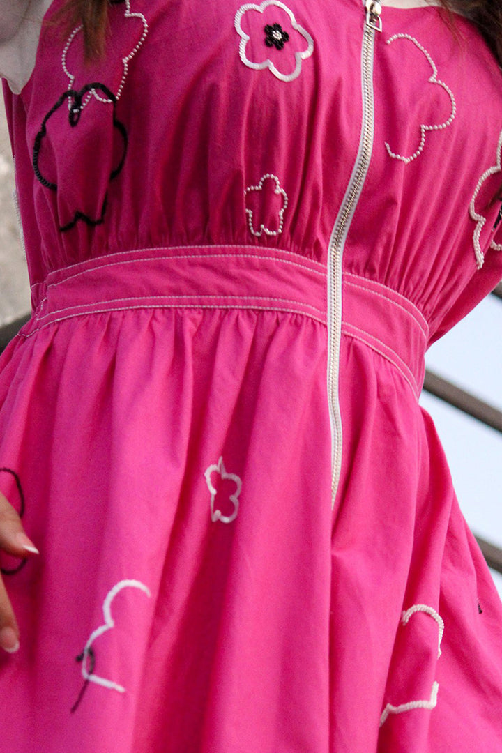 Ditsy Cup Zip Dress