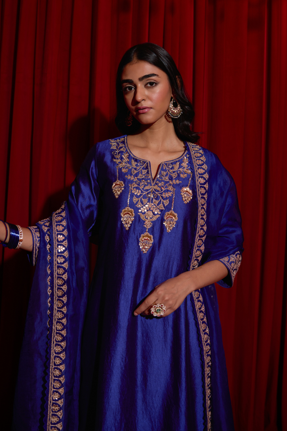 Aavya Suit