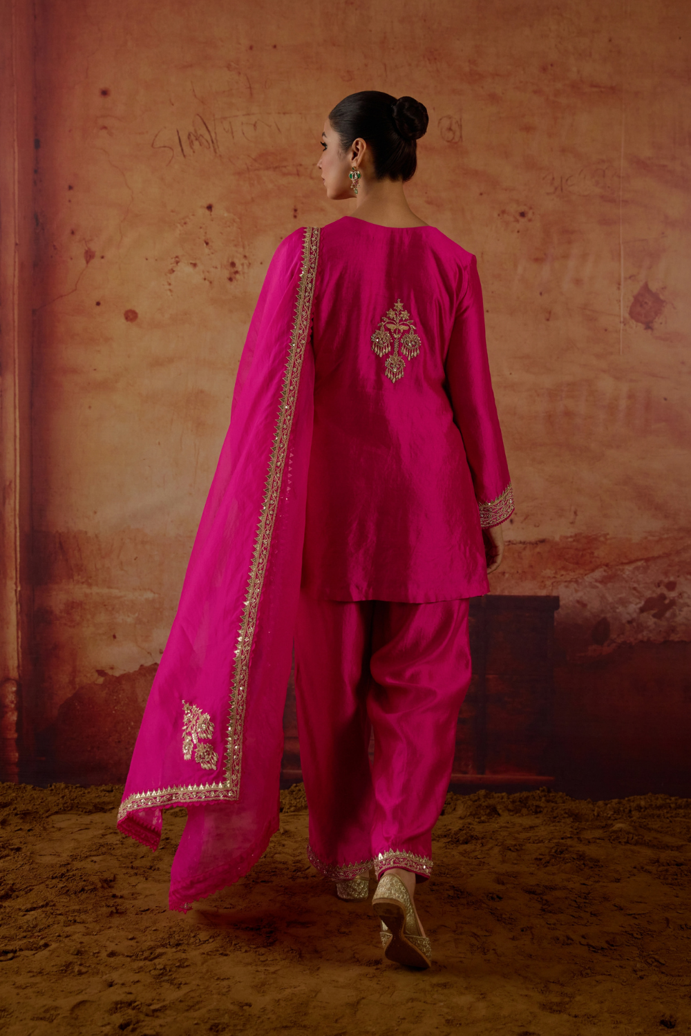 Gulaban Suit Set