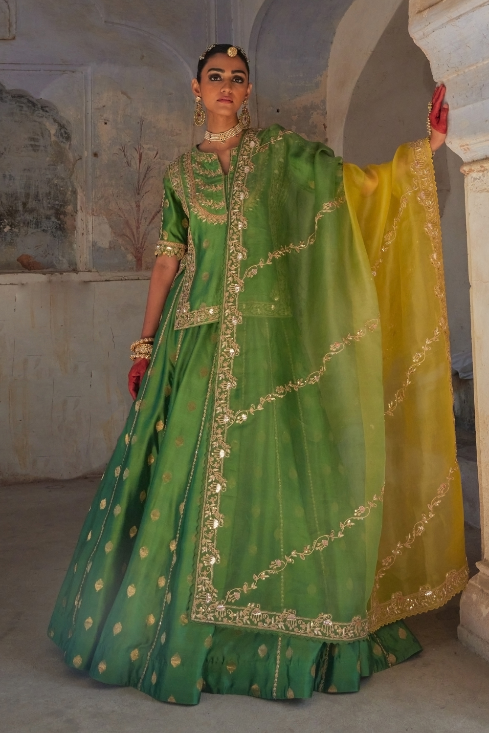 Parinaaz Lehenga Set