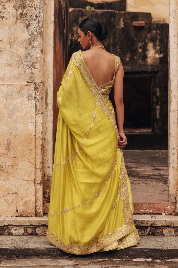 Ravya Lehenga Saree