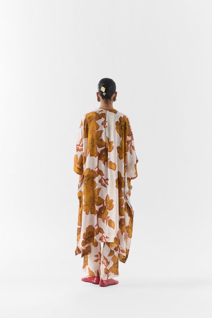 Back view of the Elara kimono kurta and pants set in contemporary Indian silhouette