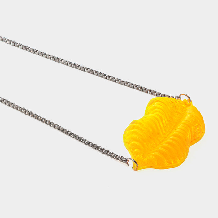 NEON LIP PENDANT