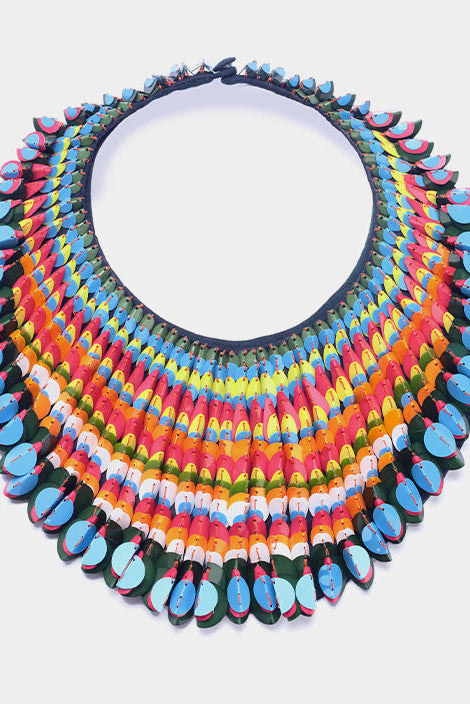 PLEATED PLUME COLLAR SPRING